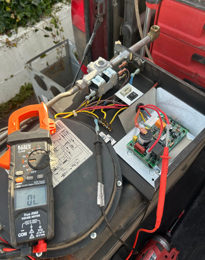 RV air conditioning diagnostic and refrigerant check in Fort Pierce Florida